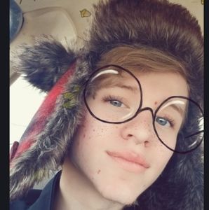 Meet your Posher, Cal